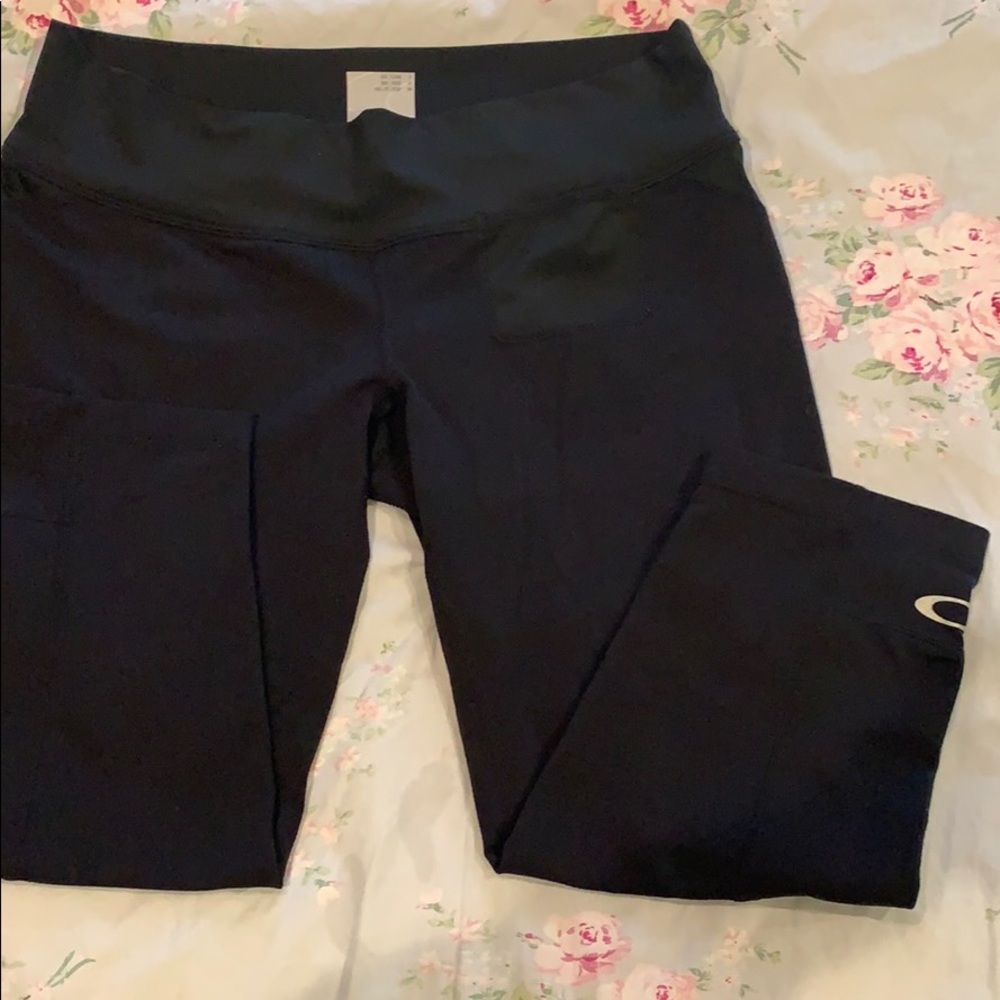 Oakley Capri leggings
